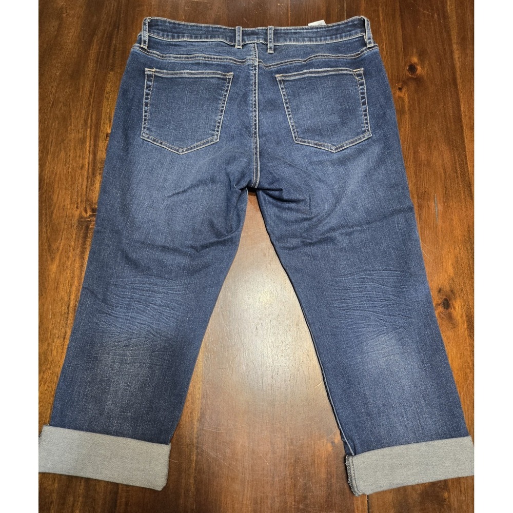 Tommy Bahama Cropped Denim Capri Cuffed Pants Womens 30" Midrise Blue Beach Luxe - Picture 7 of 9